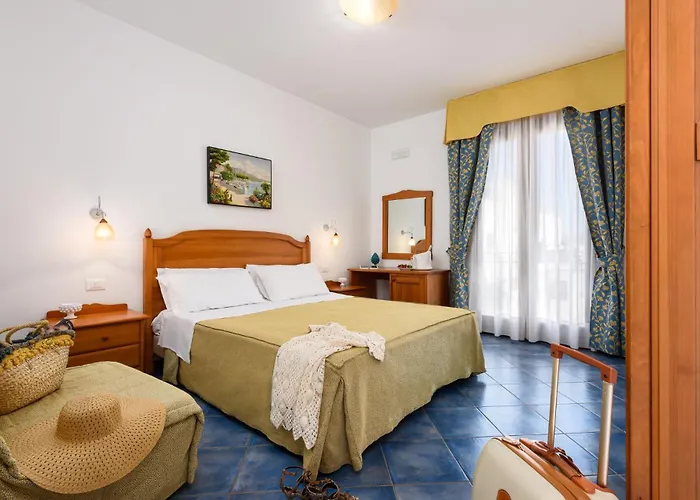 La Meridiana 酒店 *