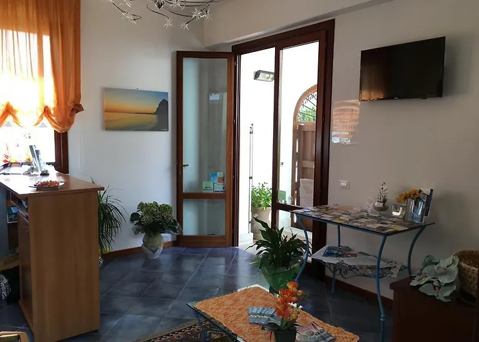 La Meridiana * 圣维托罗卡波