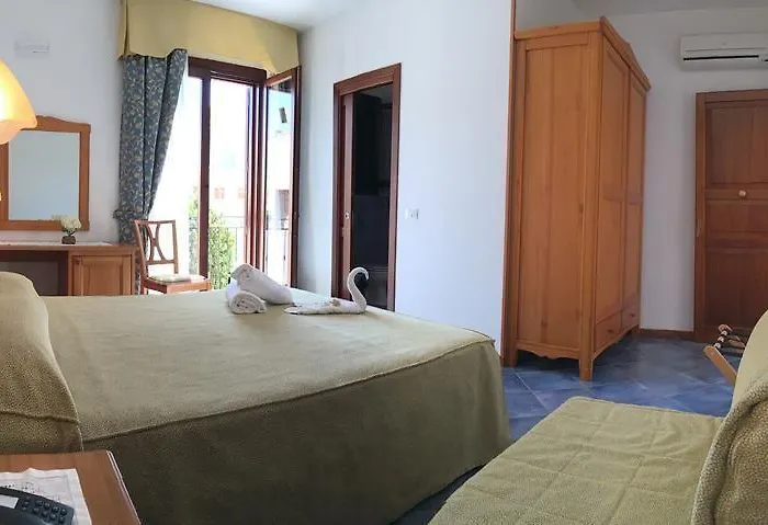 La Meridiana 酒店 *